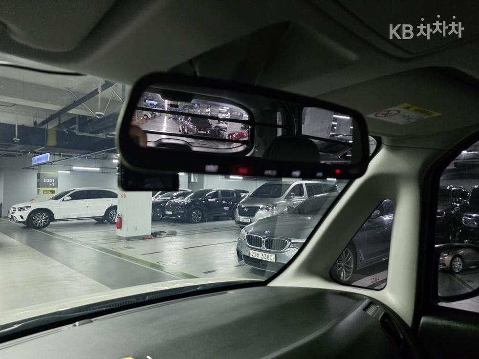 2023 - kia kia