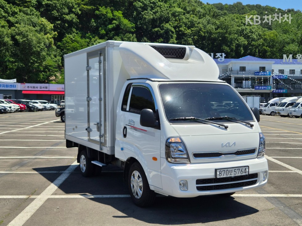 2025 - kia bongo iii