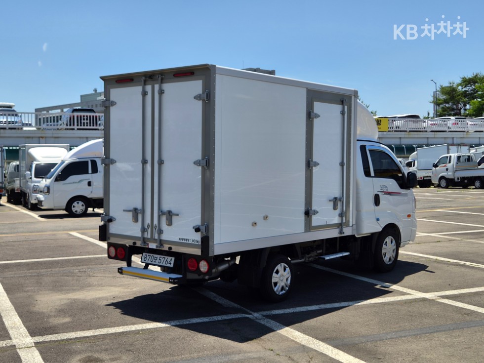2025 - kia bongo iii