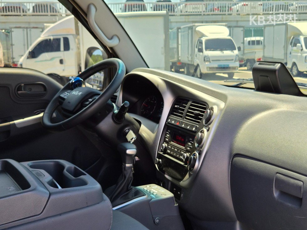 2025 - kia bongo iii
