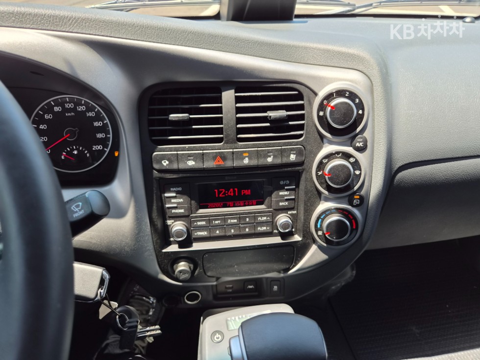 2025 - kia bongo iii