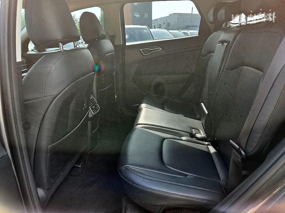 2022 - kia sportage