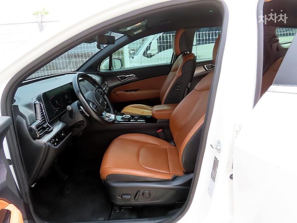 2022 - kia sportage