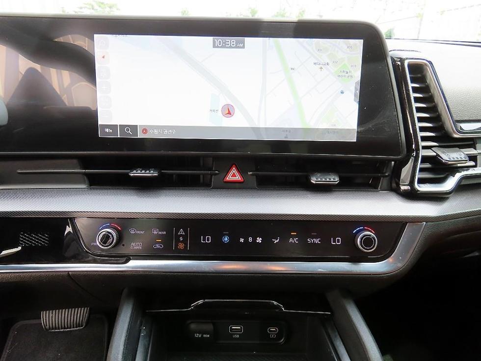 2022 - kia sportage