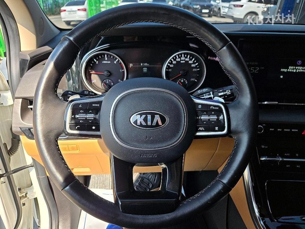 2021 - kia carnival