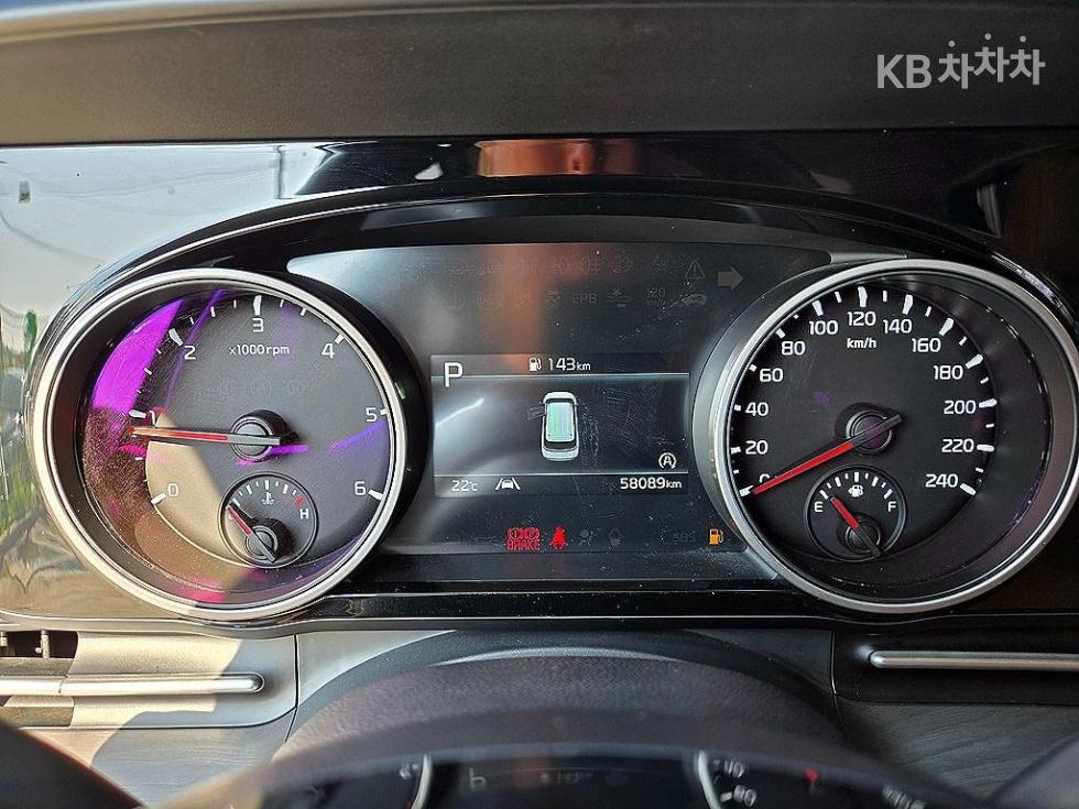 2021 - kia carnival