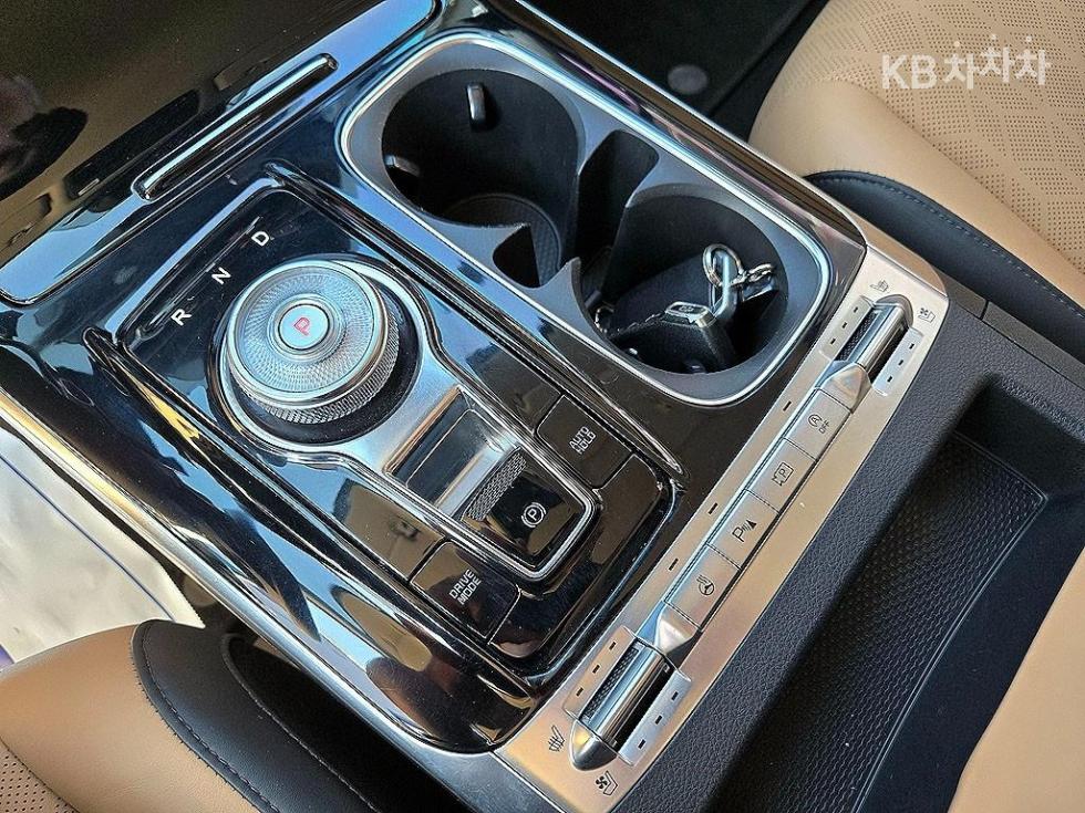 2021 - kia carnival