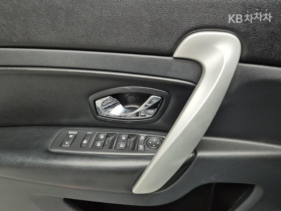 Renault Samsung SM5 — miniaturë 17