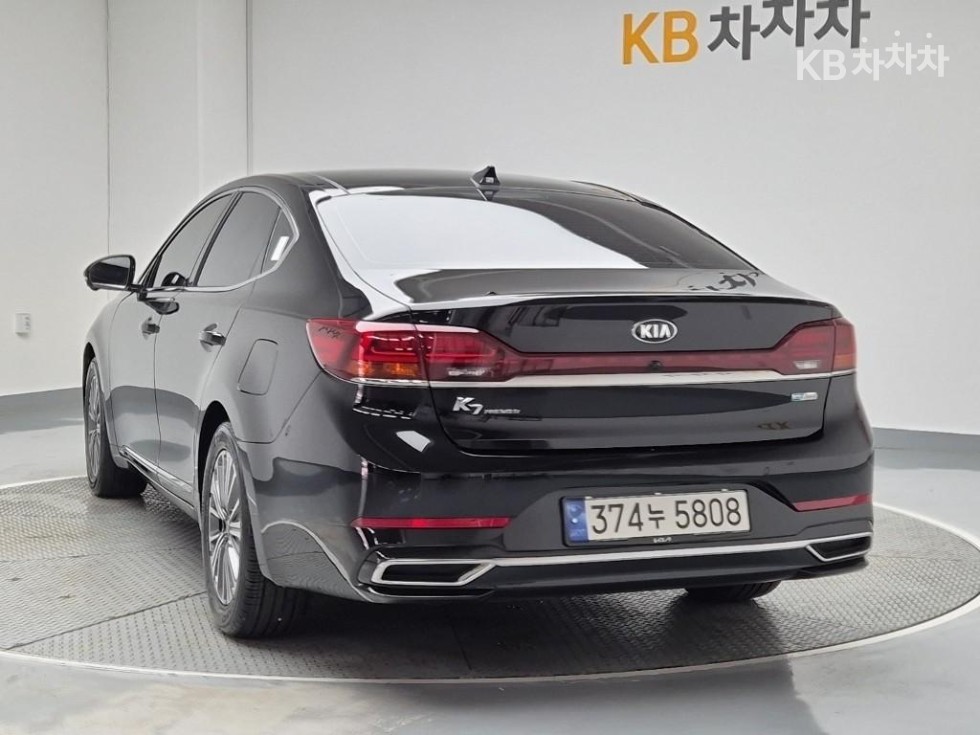 2020 - kia k7