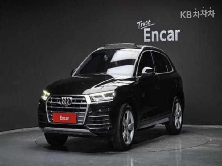 Audi Q5 FY 45 TFSI Quattro Premium