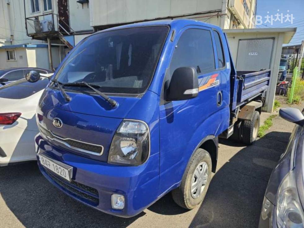 2017 - kia bongo iii