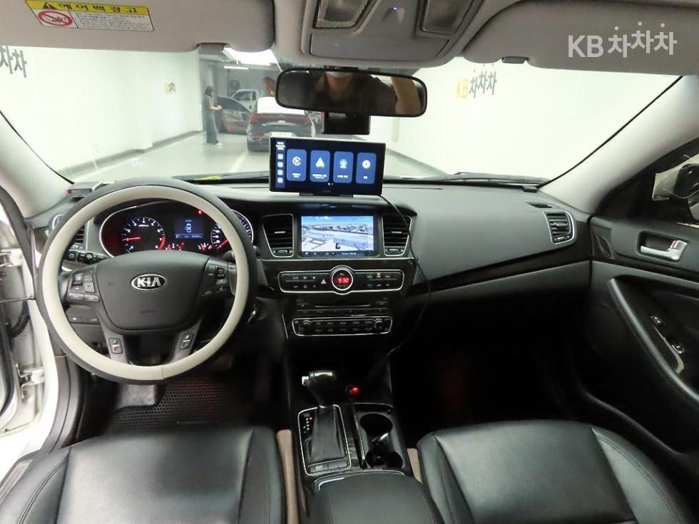 2013 - kia k7
