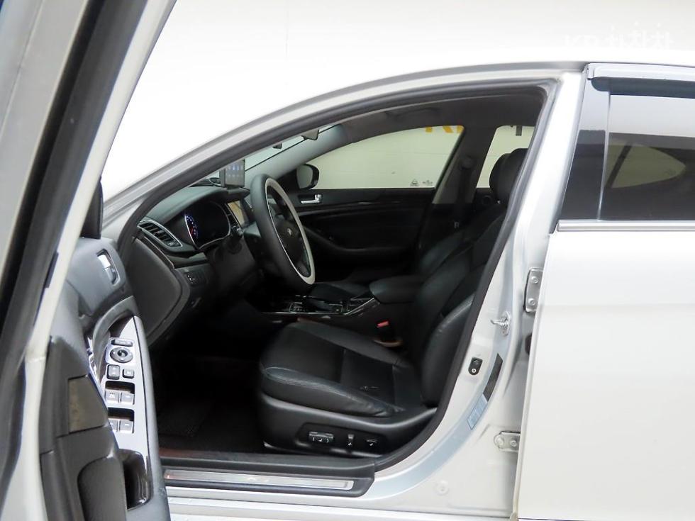 2013 - kia k7