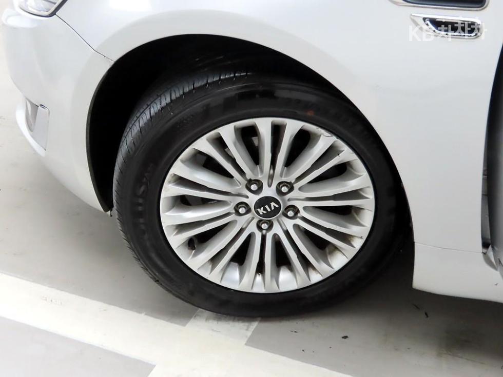 2013 - kia k7