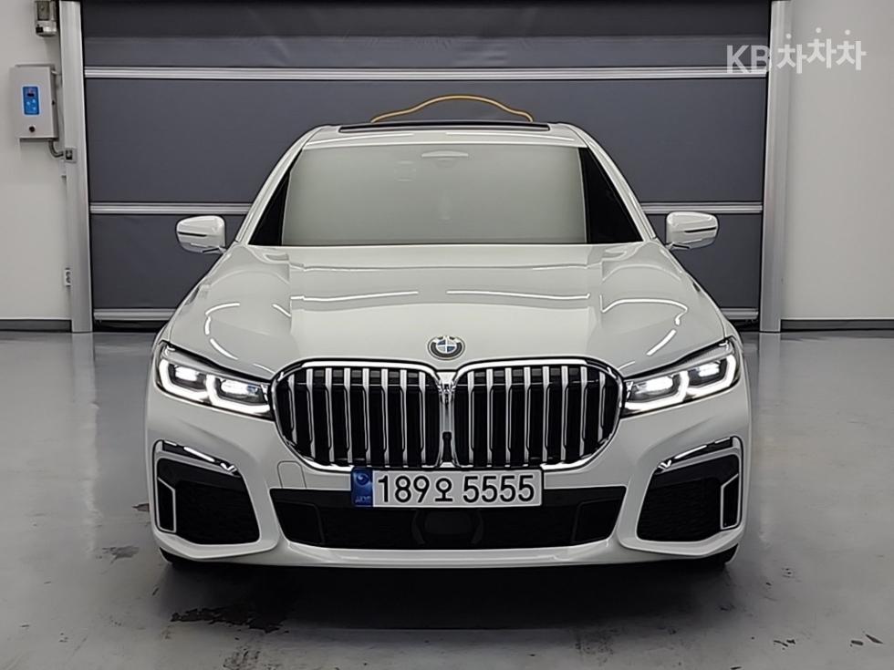 2022 BMW BMW 7 (G11) photo