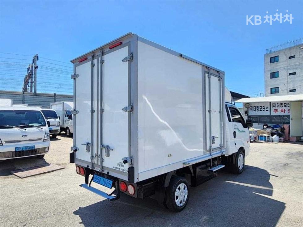 2022 - kia bongo iii