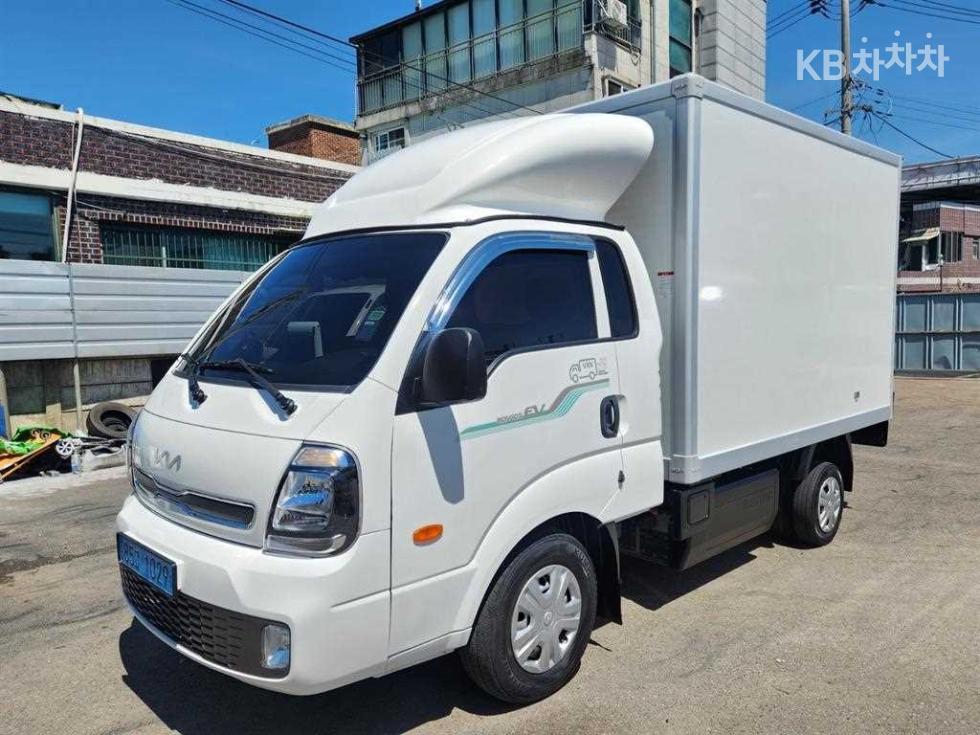 2022 - kia bongo iii