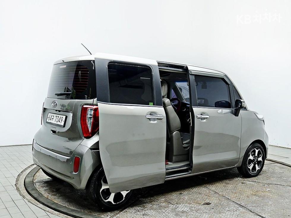 2012 - kia ray