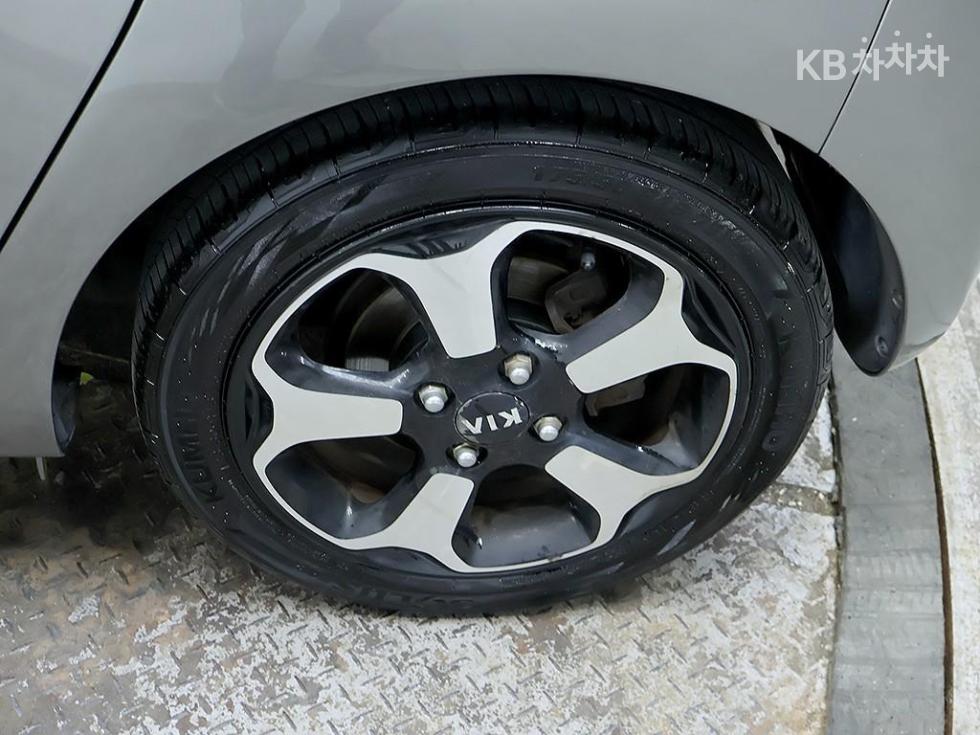 2012 - kia ray