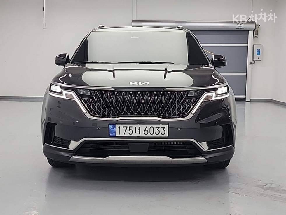 2023 - kia carnival