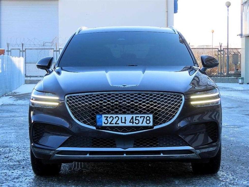 2021 Genesis GV70 photo