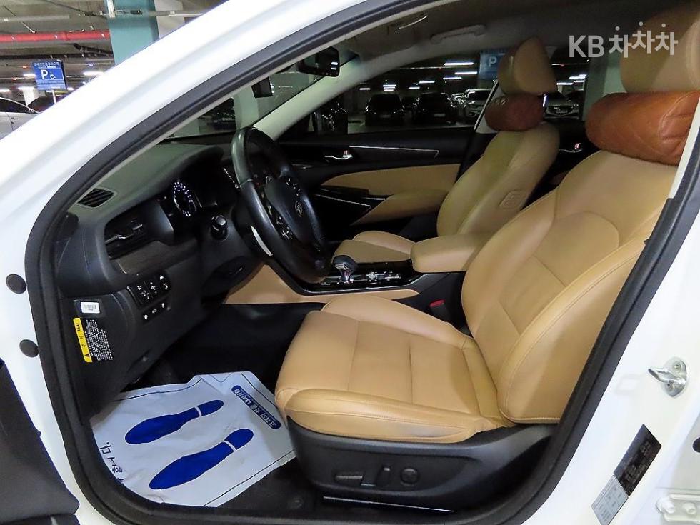 2020 - kia k7