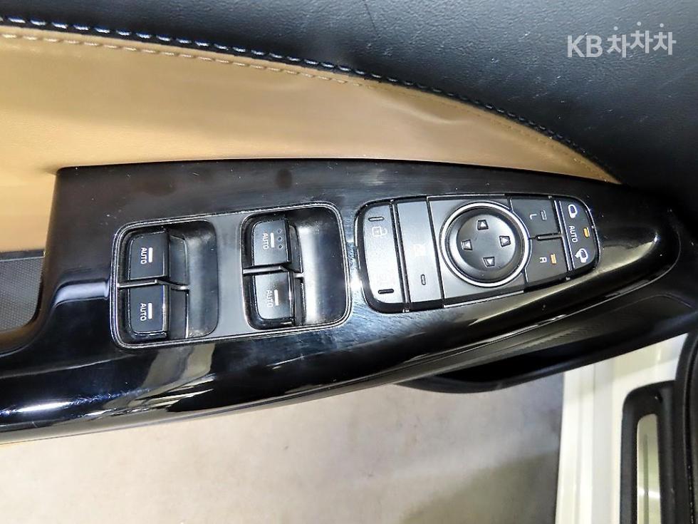 2020 - kia k7