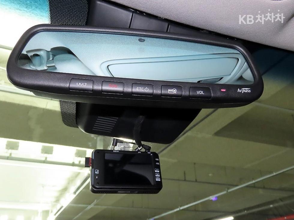 2020 - kia k7