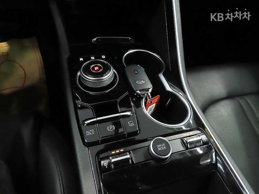 2020 - kia k5