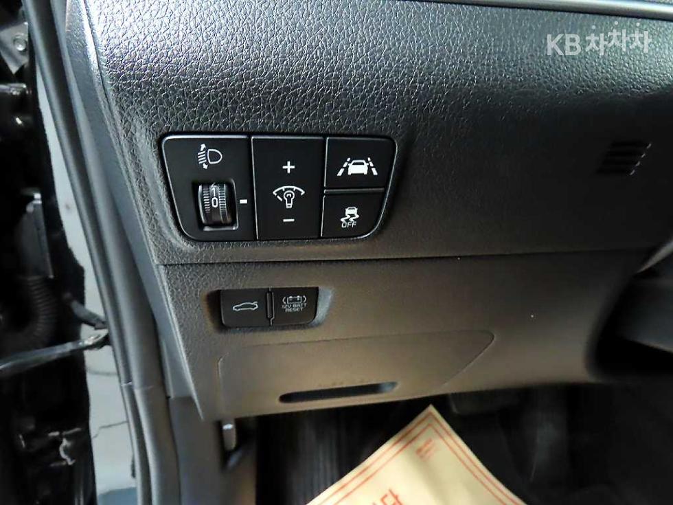 2020 - kia k5