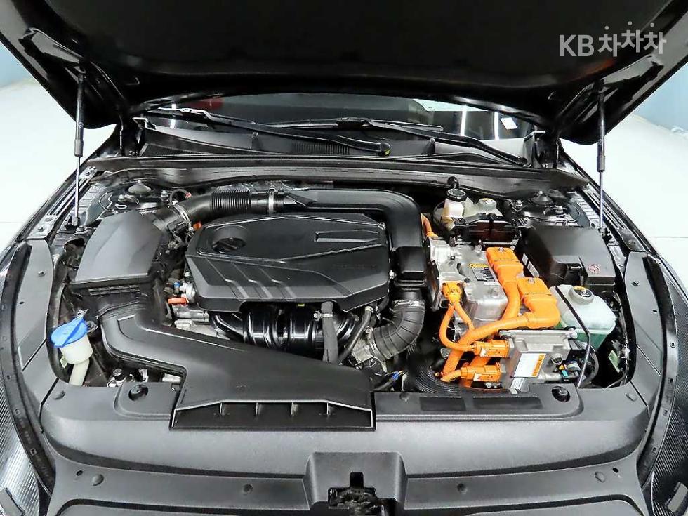 2020 - kia k5