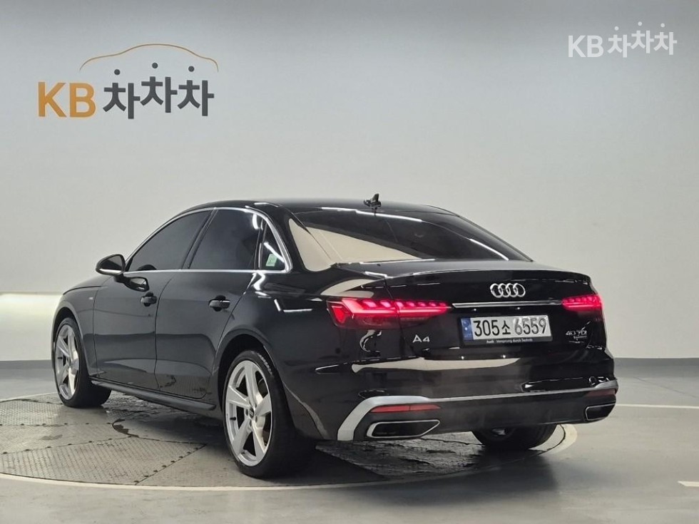 2022 - audi a4