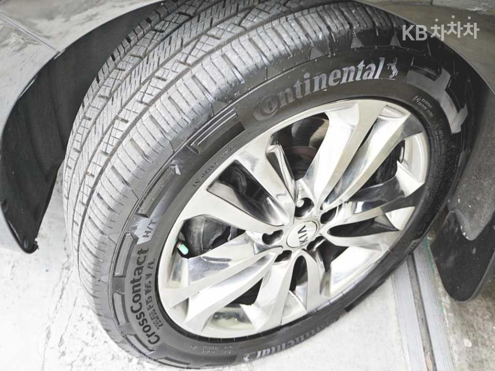 2018 - kia carnival
