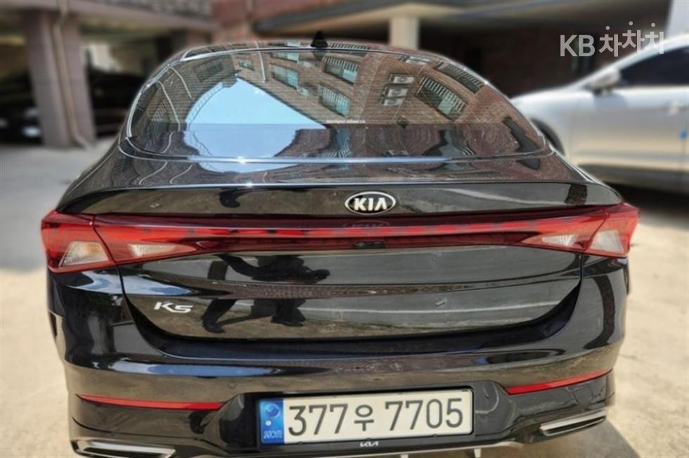 2021 - kia k5