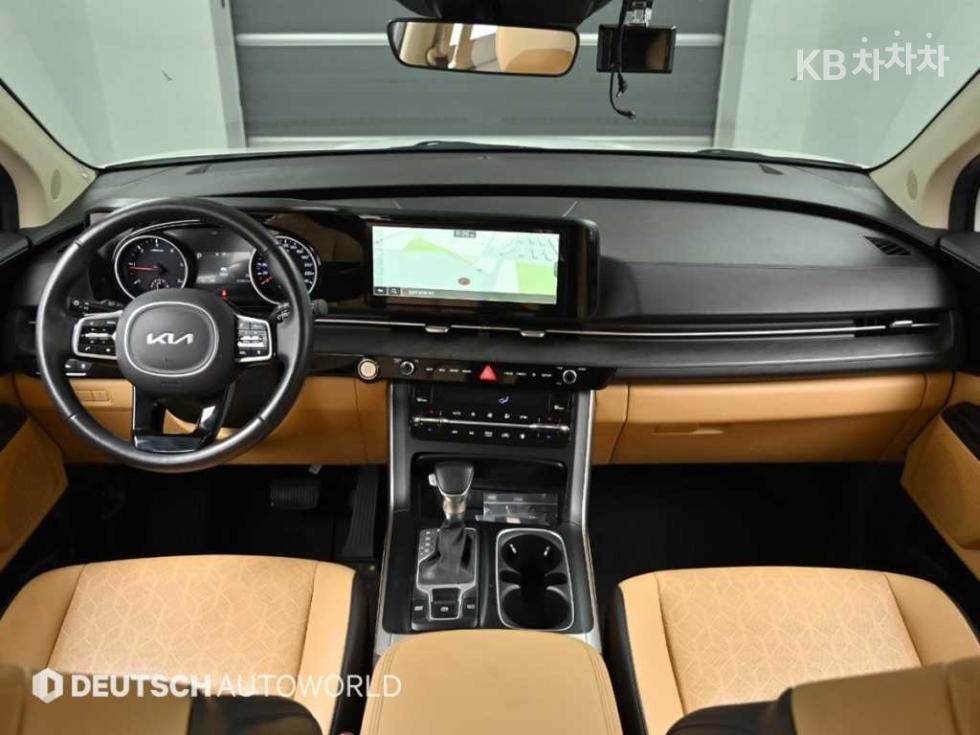 2023 - kia sportage