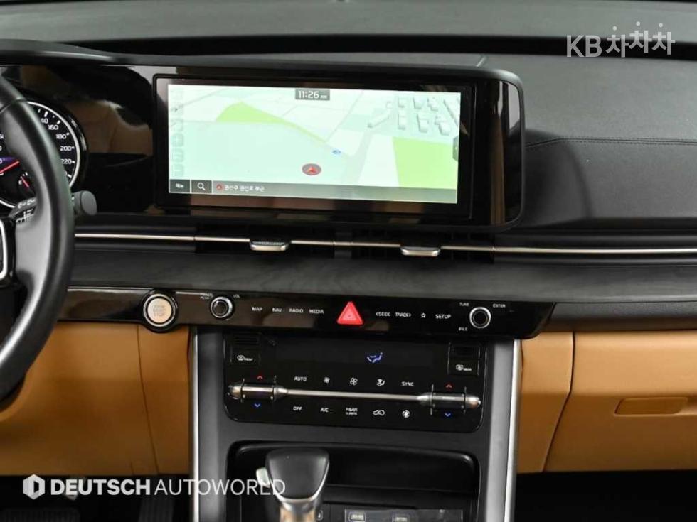 2023 - kia sportage