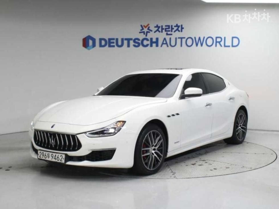 Maserati Гибли