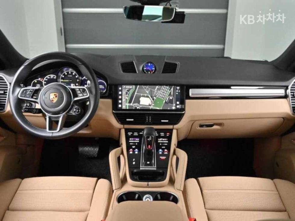 Porsche Cayenne — miniaturë 5