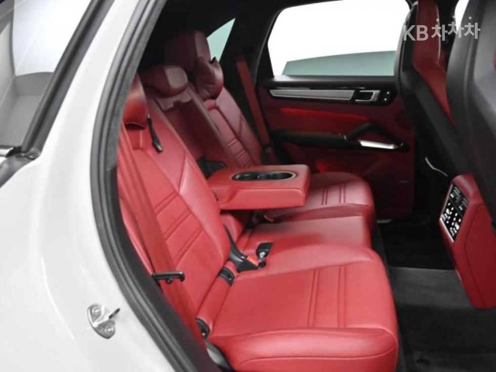 Porsche Cayenne — miniaturë 10