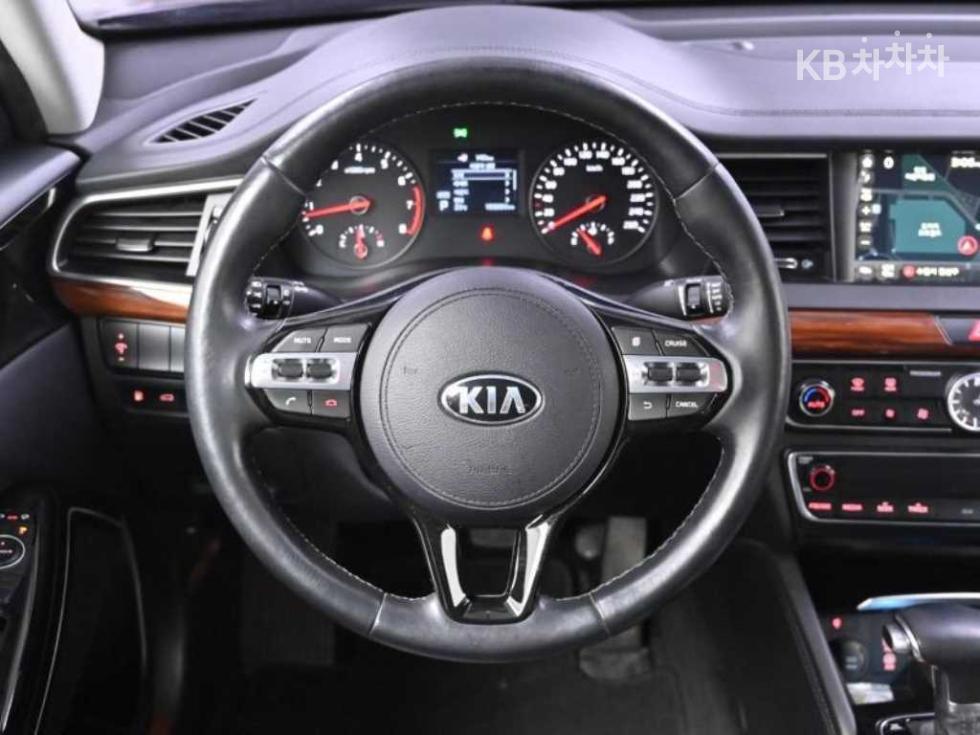2016 - kia k7