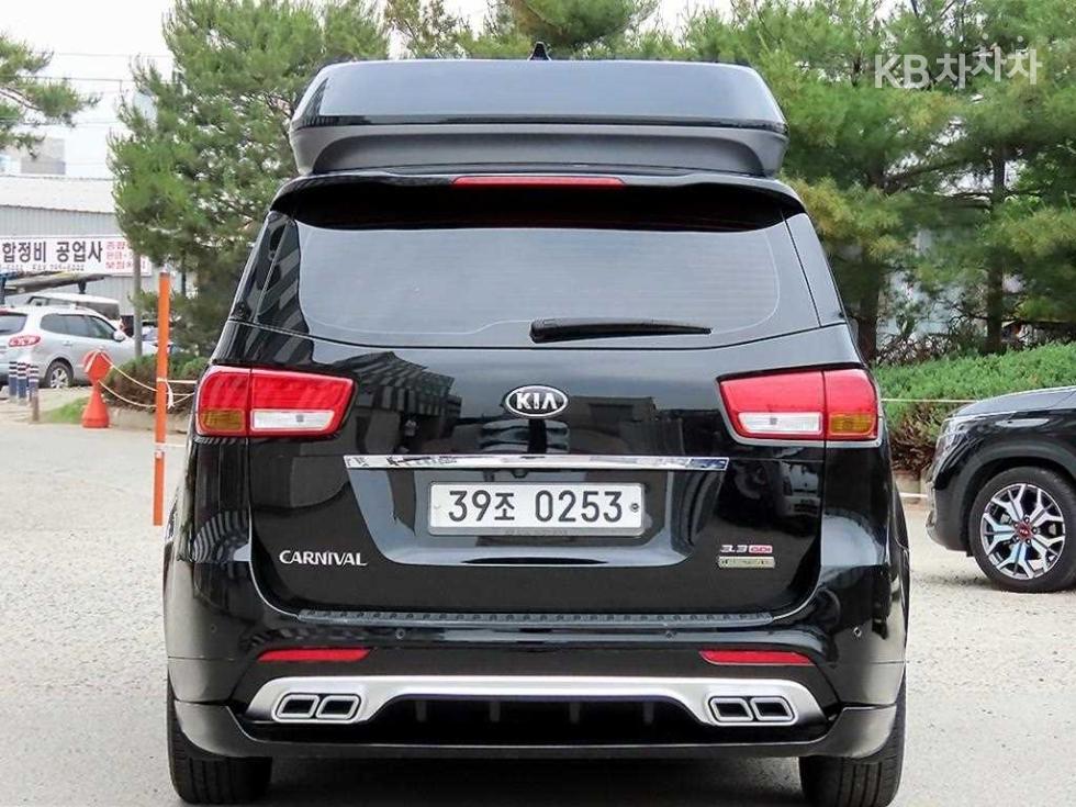 2016 - kia carnival