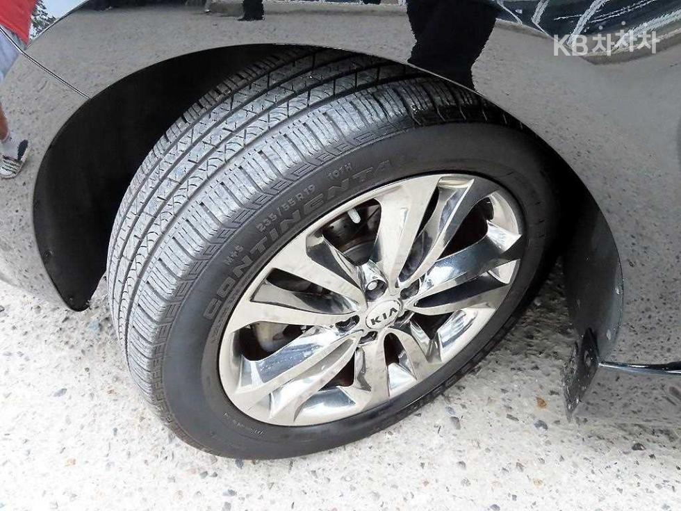 2016 - kia carnival