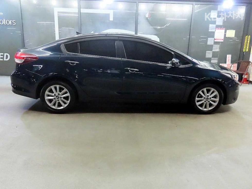 2017 - kia k3