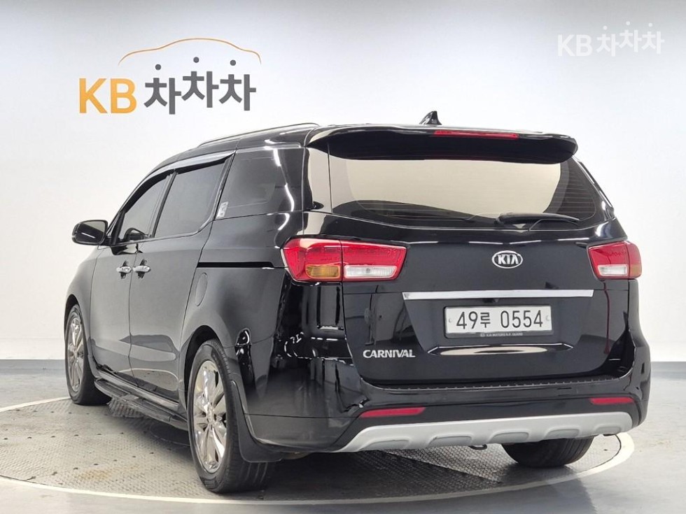 2016 - kia carnival