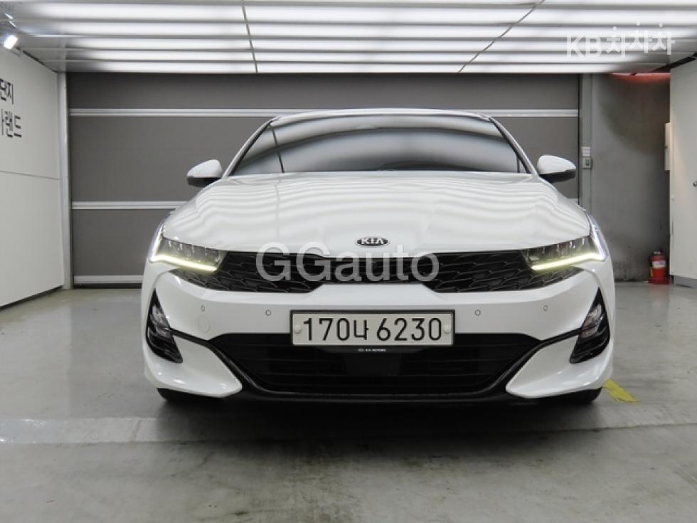 2021 - kia k5