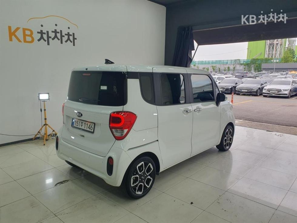 2021 - kia ray