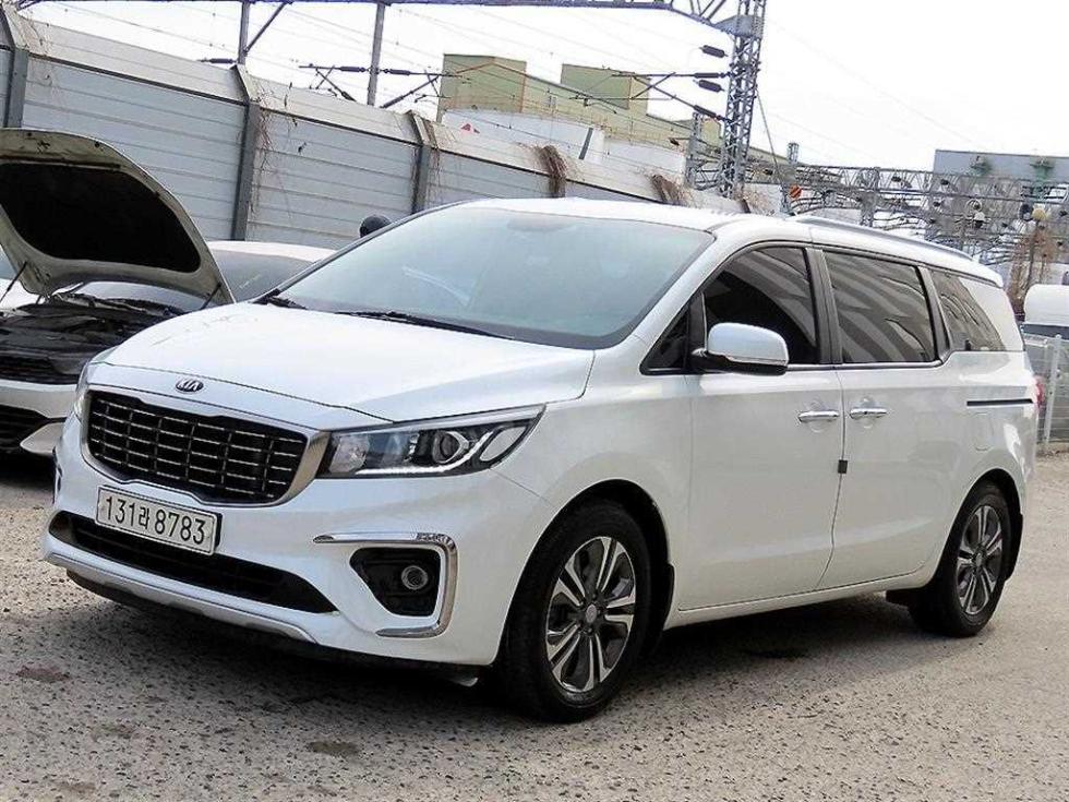 2019 - kia carnival