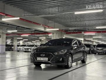Hyundai Sonata 2.0 LPi 렌터카 — foto 1