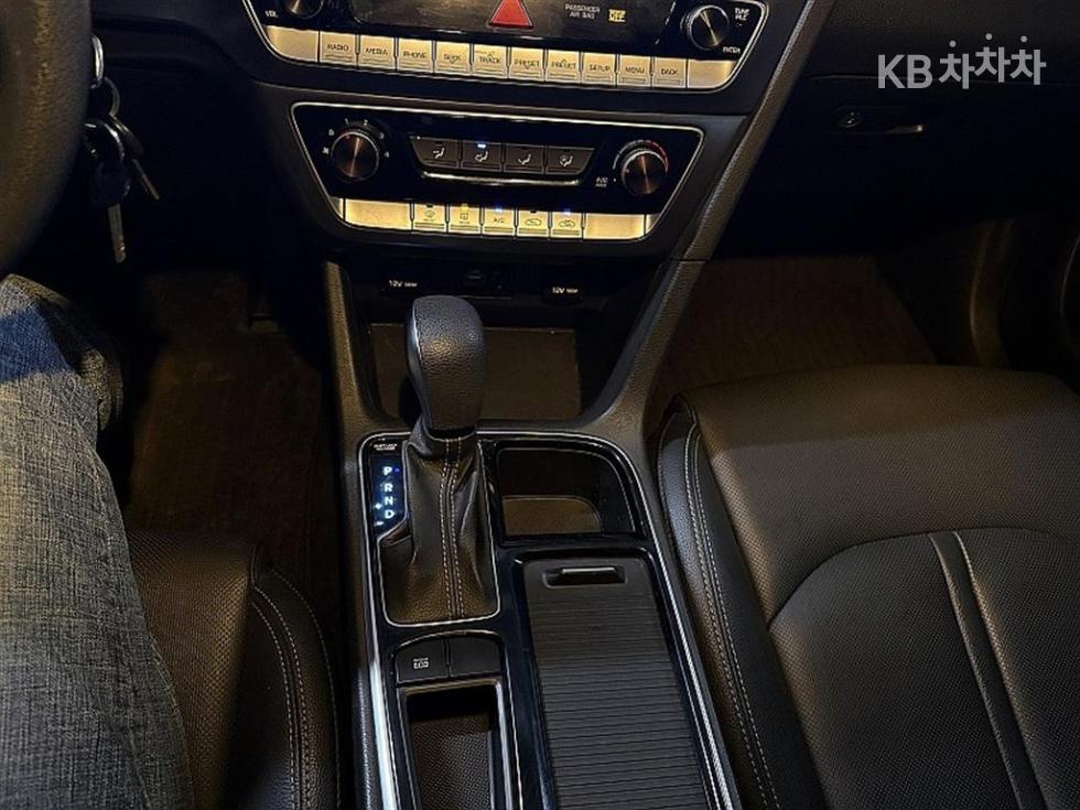 Hyundai Sonata — miniaturë 15