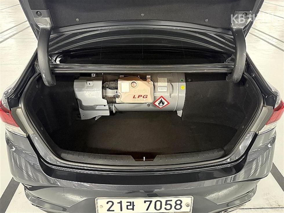 Hyundai Sonata — miniaturë 17